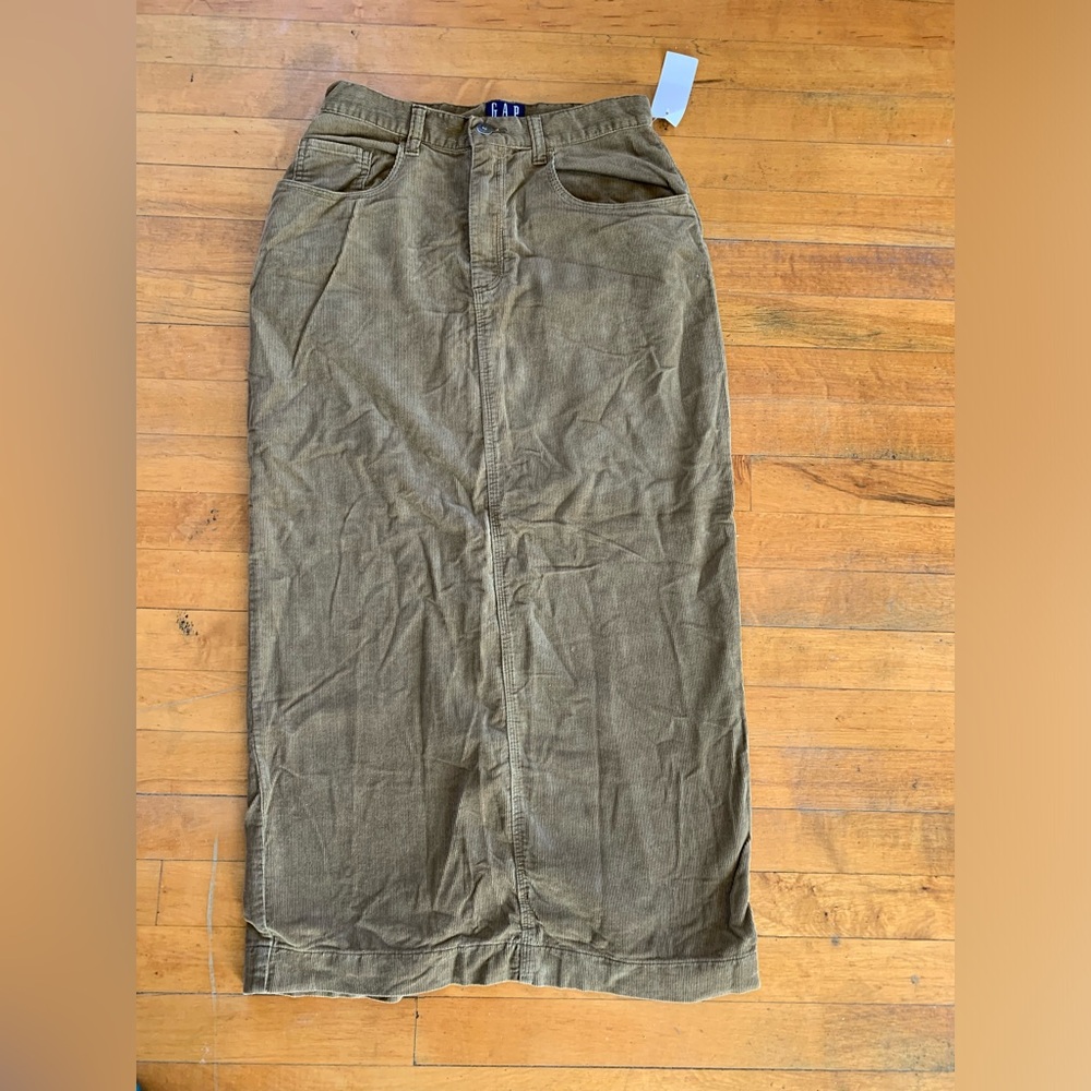 NWT Vintage Y2K Brown Corduroy Gap Skirt Size 6